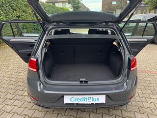 Volkswagen Golf VII Lim. Trendline BMT/Start-Stopp - bilder 12