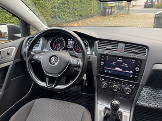 Volkswagen Golf VII Lim. Trendline BMT/Start-Stopp - bilder 16