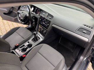 Volkswagen Golf VII Lim. Trendline BMT/Start-Stopp - bilder 9