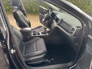 Kia Sportage Spirit 2WD/360°-Kamera/ - bilder 13