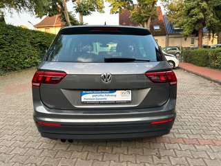 Volkswagen Tiguan Sound/Kamera/ - bilder 8