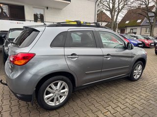 Mitsubishi ASX Instyle 4WD/Kamera/Leder/Navi/ - bilder 6