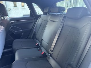 Audi Q3 35 TFSI S line/Kamera/ - bilder 21