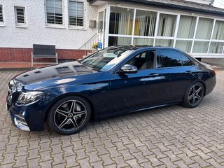 Mercedes-Benz E 300 E Limousine E 300 de/AMG Line/Panorama/ - foto 12