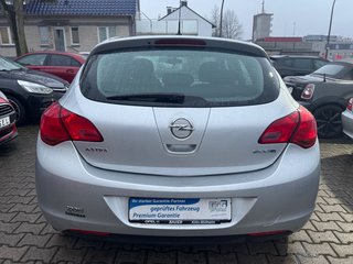 Opel Astra J Lim. 5-trg. Selection - bilder 12