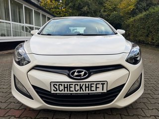 Hyundai i30 cw FIFA World Cup Edition/1.Hand/Kamer/Navi - bilder 3