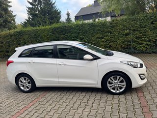 Hyundai i30 cw FIFA World Cup Edition/1.Hand/Kamer/Navi - bilder 5