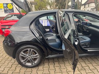 Mercedes-Benz A 200 d/Kamera/ - foto 12