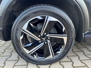 Mitsubishi Eclipse Cross Plus Select Black Hybrid 4WD - foto 20