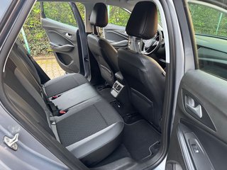 Opel Grandland (X) Innovation/Automatik/Kamera/Navi/ - bilder 12