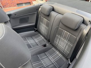 Volkswagen Golf VI Cabriolet Lounge BMT - bilder 16