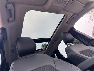 Ford Kuga Plug-In Hybrid Titanium X/1.Hand/Panorama/ - bilder 19