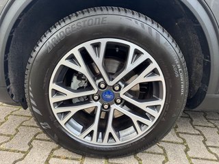Ford Kuga Plug-In Hybrid Titanium X/1.Hand/Panorama/ - bilder 20