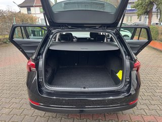 Skoda Octavia Combi Ambition - foto 15