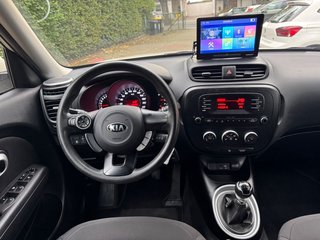Kia Soul 1.6 GDI/Navi/Kamera/86.000km - bilder 19