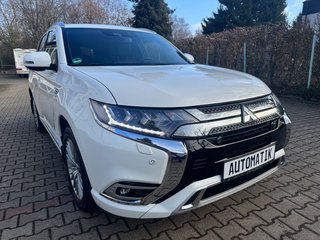 Mitsubishi Outlander PHEV Top 4WD/1.Hand/360°-Kamera - foto 4