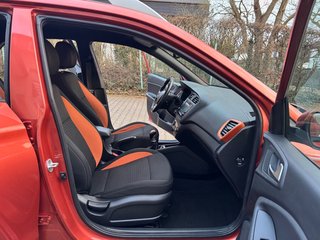 Hyundai i20 Active blue Style/Navi Kamera/ - bilder 7