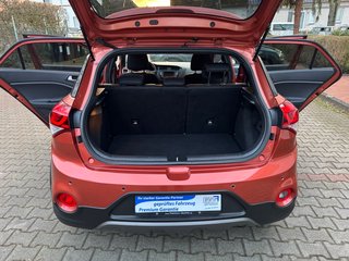 Hyundai i20 Active blue Style/Navi Kamera/ - bilder 11