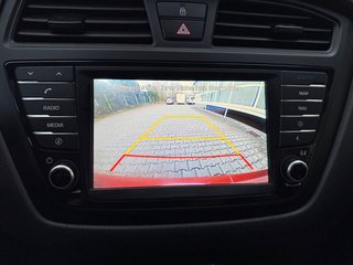 Hyundai i20 Active blue Style/Navi Kamera/ - bilder 16