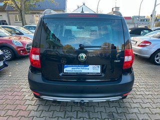 Skoda Yeti L&K 4x4/Navi/Panorama/Leder/ - foto 7