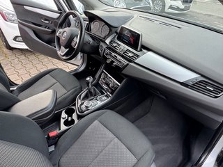 BMW 218i Active Tourer Advantage/23.000km/Kamera/ - bilder 12