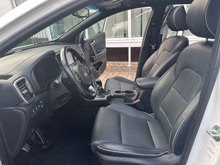 Kia Sportage GT-Line 4WD/Panorama/Kamera/ - bilder 13
