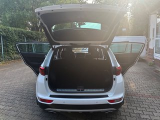 Kia Sportage GT-Line 4WD/Panorama/Kamera/ - bilder 9