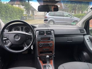Mercedes-Benz B 200 CDI/Automatik/Rentnerfahrzeug/ - bilder 16