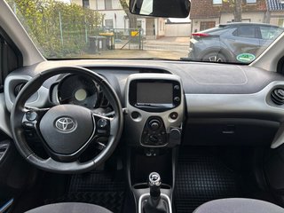 Toyota Aygo AYGO x-play touch/Kamera/Scheckheft/ - foto 13