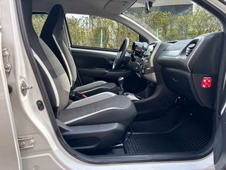 Toyota Aygo AYGO x-play touch/Kamera/Scheckheft/ - foto 16