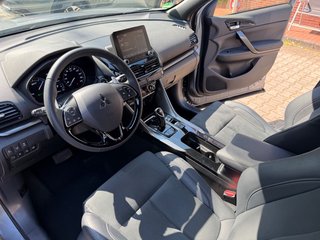 Mitsubishi Eclipse Cross/Plus Select Black Hybrid 4WD - foto 16