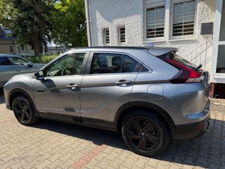 Mitsubishi Eclipse Cross/Plus Select Black Hybrid 4WD - foto 11