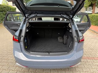 BMW 218 Active Tourer - bilder 15