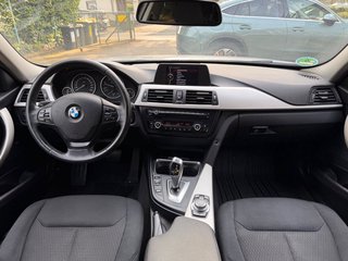 BMW 320D Touring/18-Zoll M Felgen/ - bilder 16