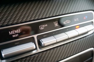 Mercedes-Benz V 300 d AMG Line lang Leder Pano Distr AHK 360K - bilder 7