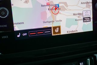 Volkswagen Touran Highline DSG Navi Kamera AHK ACC - bilder 5