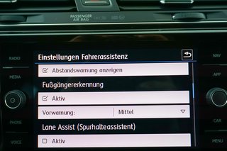 Volkswagen Touran Highline DSG Navi Kamera AHK ACC - bilder 3