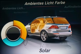 Mercedes-Benz GLE 43 4Matic Pano Leder 360K Distronic AHK LED - photo 3