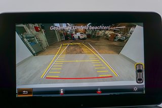 Mercedes-Benz C 400 4Matic AMG Line Distron Burmester Head-up - bilder 4