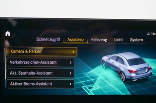 Mercedes-Benz A 250 4Matic Limo Navi Pano AMG Line Kamera - photo 2