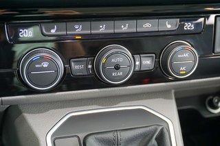 Volkswagen T6.1 California Ocean Edition Kamera ACC AHK LED - foto 1