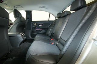 Mercedes-Benz C 300 4Matic 9G Distronic Kamera Burmester Memor - bilder 9