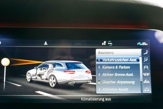 Mercedes-Benz E 53 AMG 4Matic+ T Pano Leder 360K AHK Distronic - photo 1
