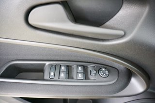 Fiat 600 Hybrid 125-Jahre-Edition ACC - bilder 8