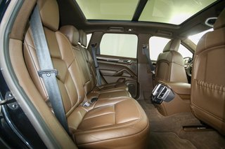 Porsche Cayenne S Pano BOSE Kamera Chrono Soft Close - bilder 9