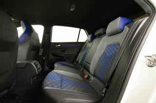 Volkswagen Golf VIII R 4Motion Kamera ACC Matrix-LED - foto 7