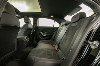 Mercedes-Benz A 35 AMG 4Matic Limousine Pano Navi - foto 5