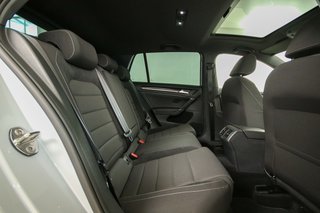 Volkswagen Golf VII R 4Motion DSG Pano Navi ACC Kamera Keyl - foto 8