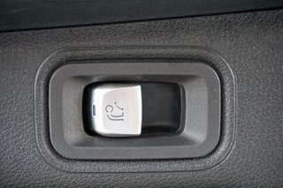 Mercedes-Benz E 300 e Avantgarde Kamera MBUX DAB Teilleder - photo 7