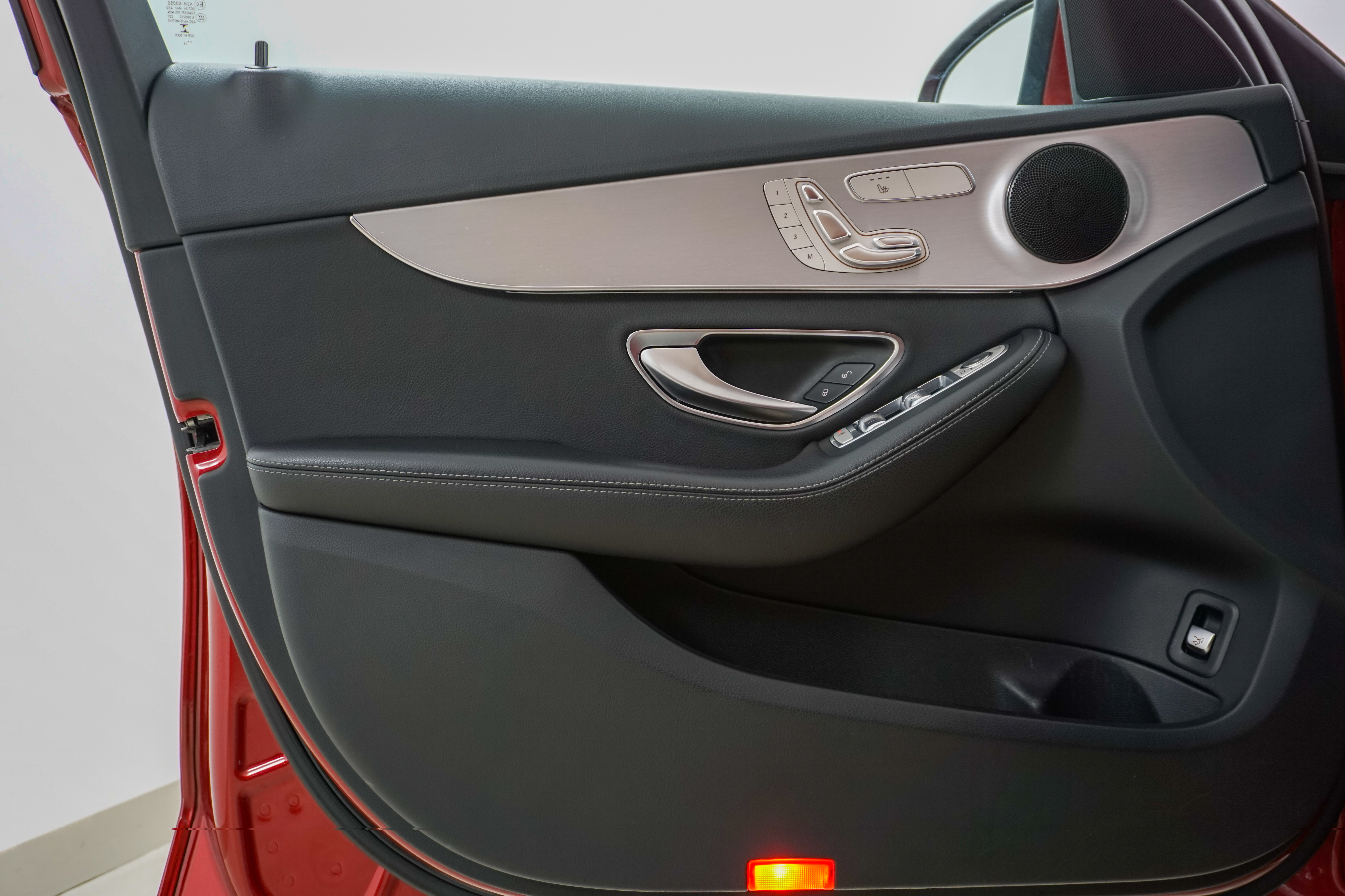 Mercedes-Benz C 220 T d Head-up Standheiz 360K Distr Multibeam - bilder 9